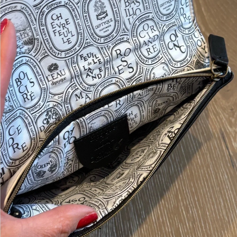 Diptyque Monochrome Clutch 045 - Picture 6 of 9